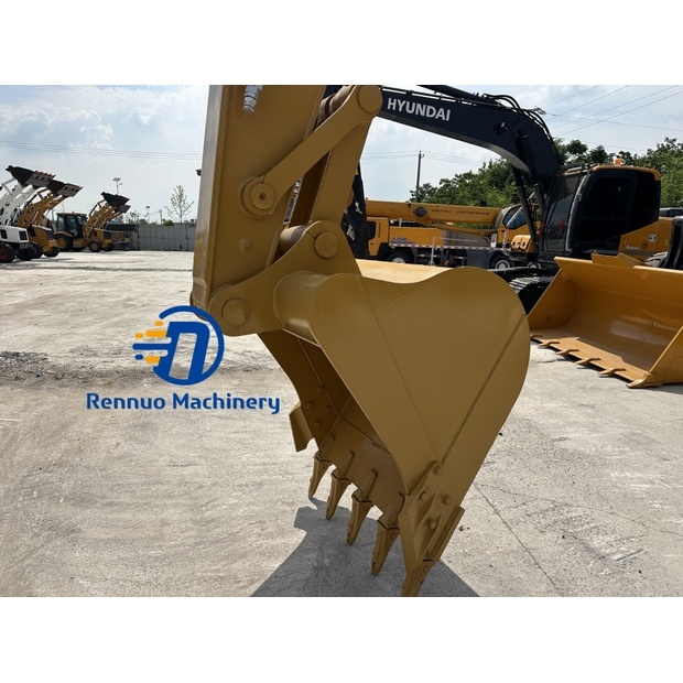 2024 Caterpillar 320CL-43598403