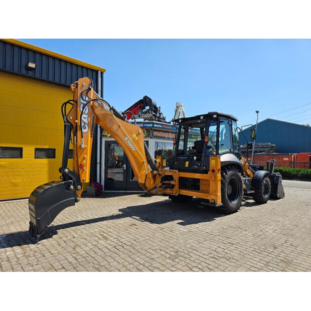 2025 CASE 570SV-43598588