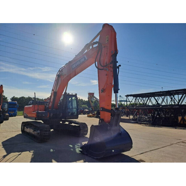 2025 Doosan DX300LC-7M-43598911