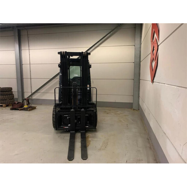 2023 Toyota 02-8FGJF35-43599399