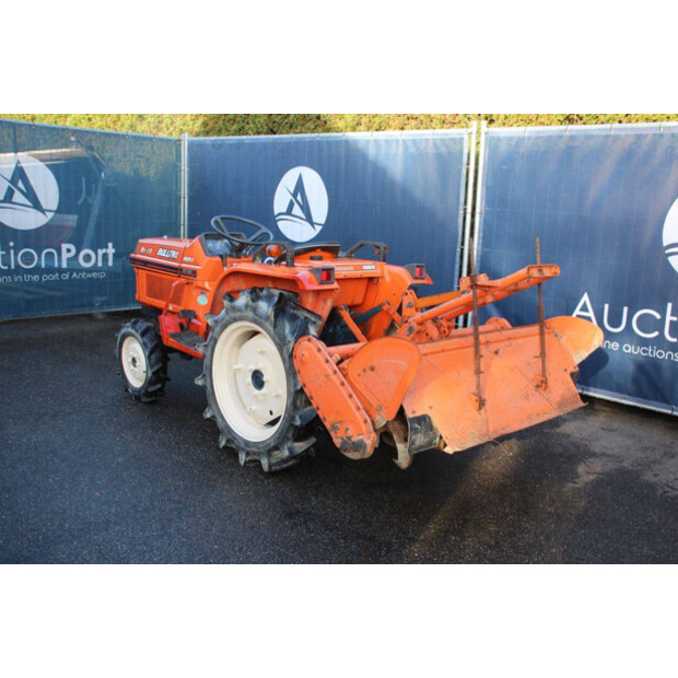 كوبوتا B1-17 Bulltra-43599809