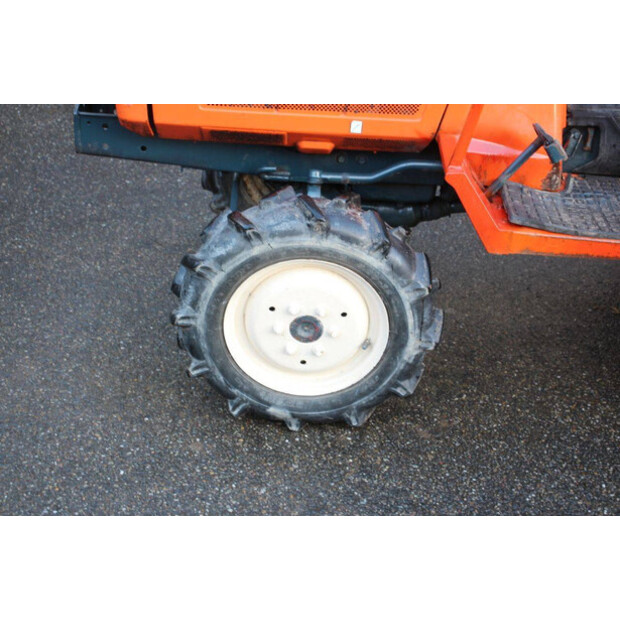 كوبوتا B1-17 Bulltra-43599821