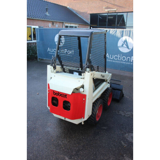 2025 BOBCAT 310-43600337