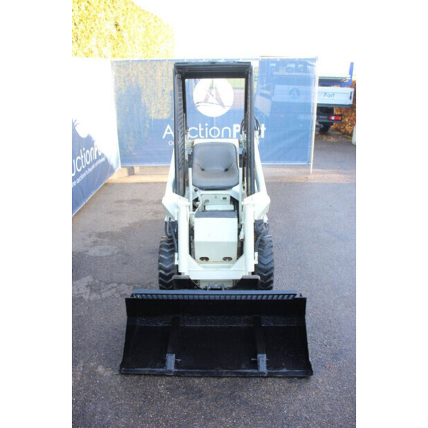 2025 BOBCAT 310-43600339