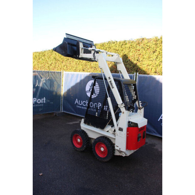 2025 BOBCAT 310-43600354