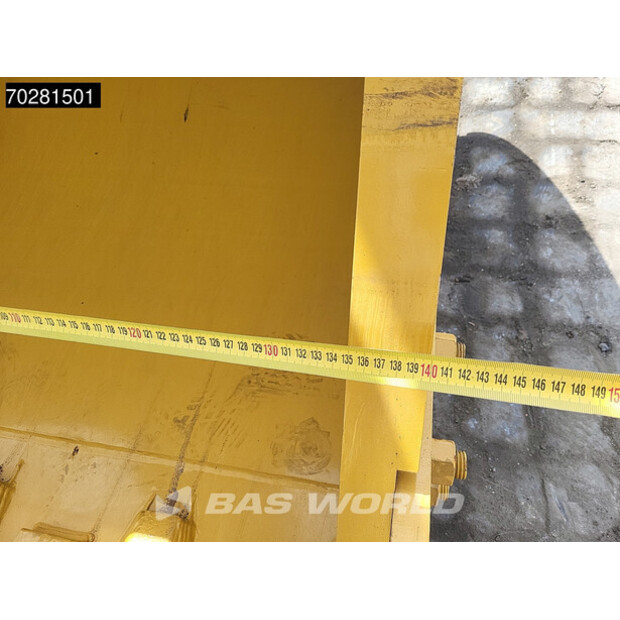 2025 Caterpillar 323D3-43600641