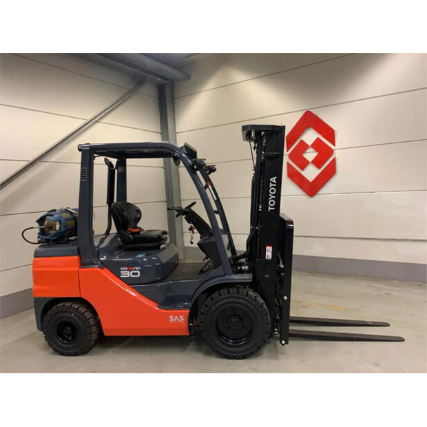 2023 Toyota 02-8FGF30-43600775