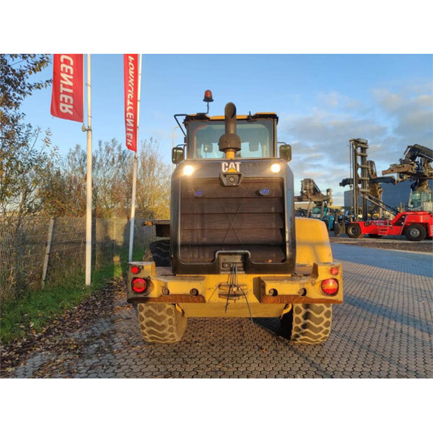 2013 كاتربيلر 924K-43601024