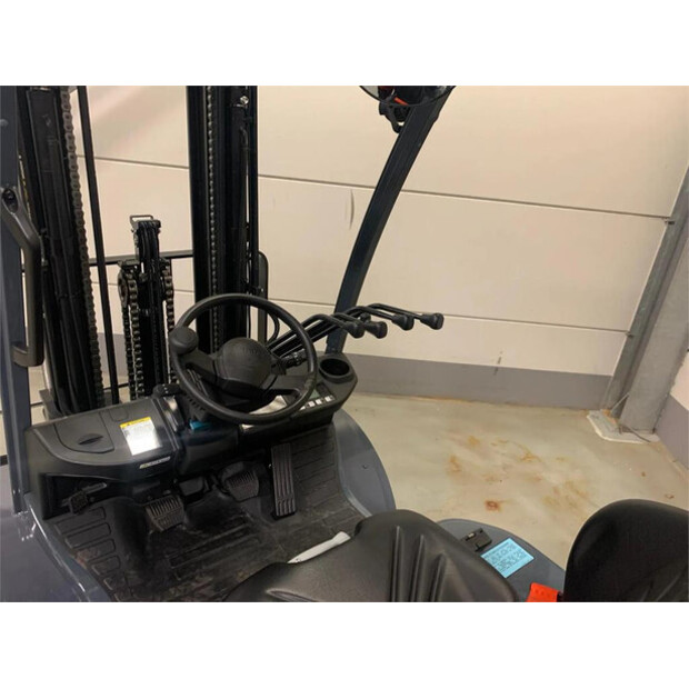 2023 تويوتا 02-8FGF30-43601088