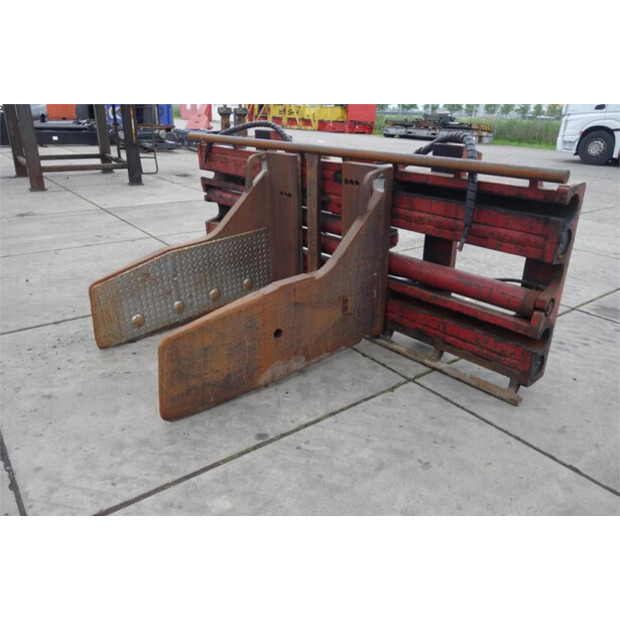 2004 Bolzoni Auramo P-1000LSE Bale Clamp-43601193