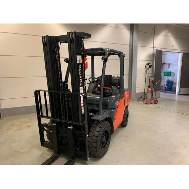 2023 Toyota 02-8FGF30-43601279