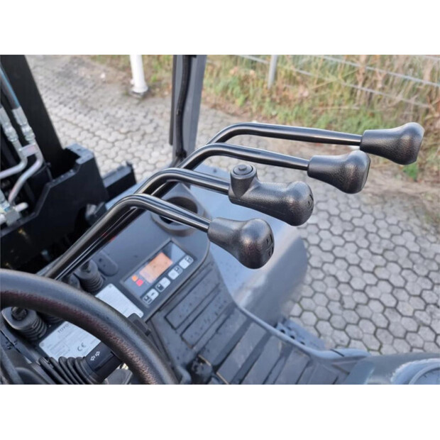 2023 تويوتا 8FD70F-43601437