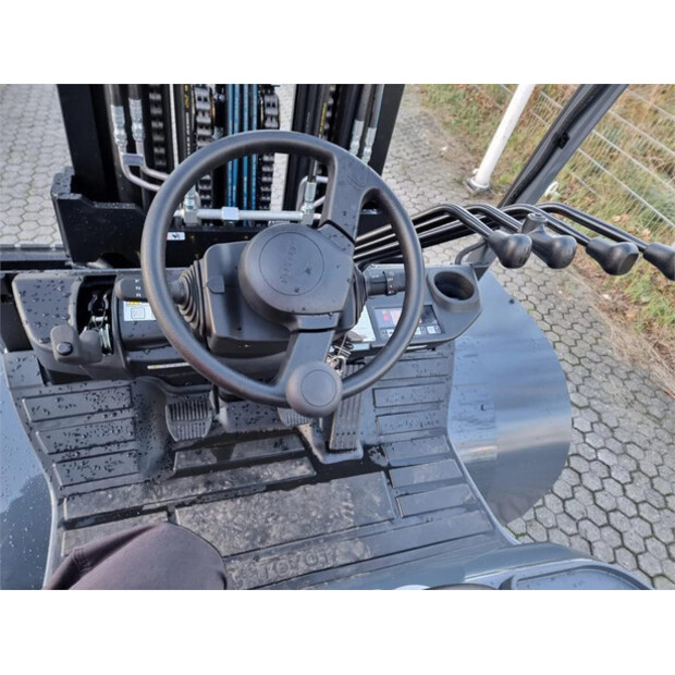 2023 تويوتا 8FD70F-43601439