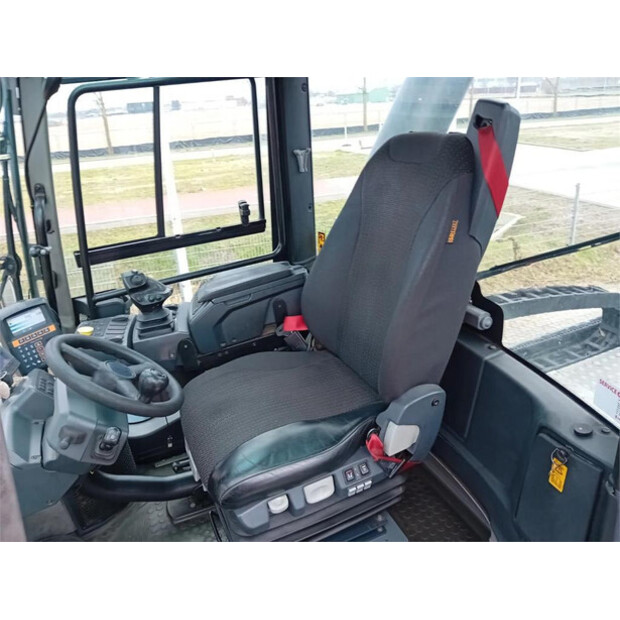 2018 KALMAR DRG450-60S5X-43601593