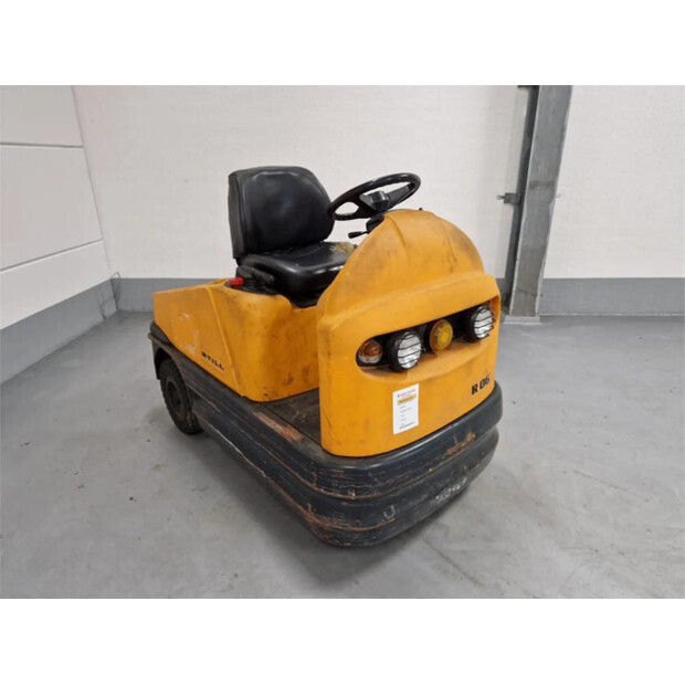 2011 Still R06-43601788