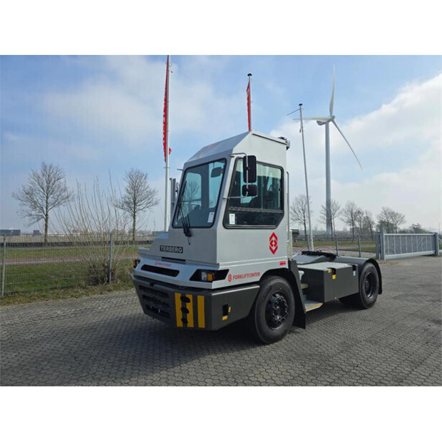 2024 Terberg YT220-43601814