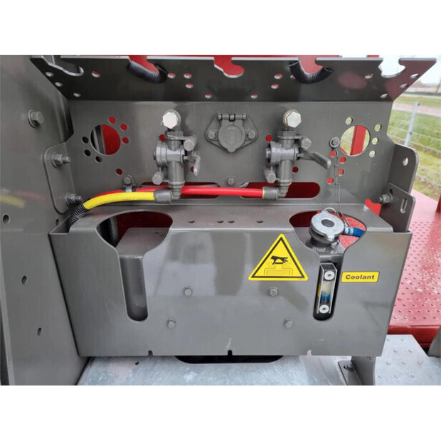 2024 Terberg YT220-43601824