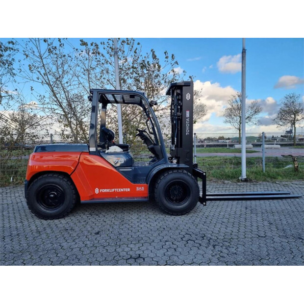 2023 تويوتا 8FD70F-43601875