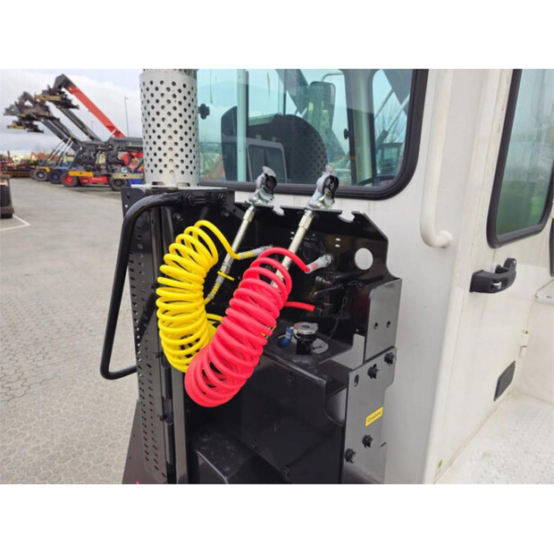 2024 تربيرغ YT220-43602059