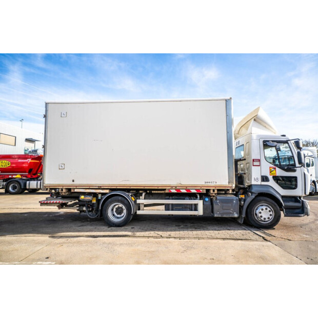 2017 رينو D14-43603479