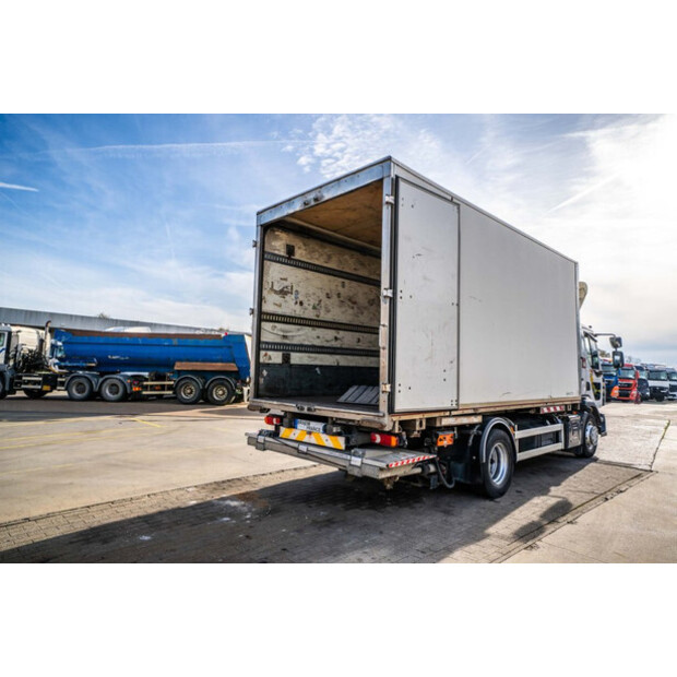 2017 رينو D14-43603481