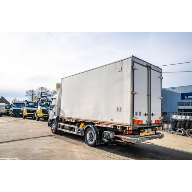 2017 رينو D14-43603484