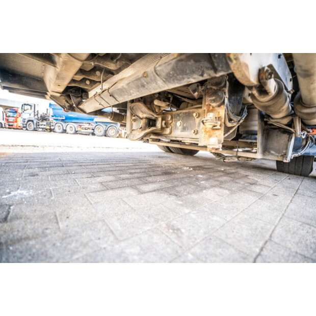 2017 رينو D14-43603491