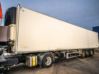 صورة ل 2010 سامرو Carrier Vector 1850