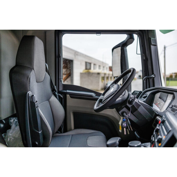 2025 مان TGS 35.520-43603614