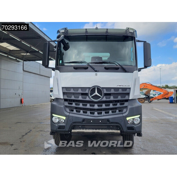 2023 مرسيدس بنز Arocs 4245-43603636