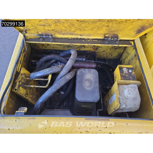 2012 كوماتسو PC240LC-10-43604167