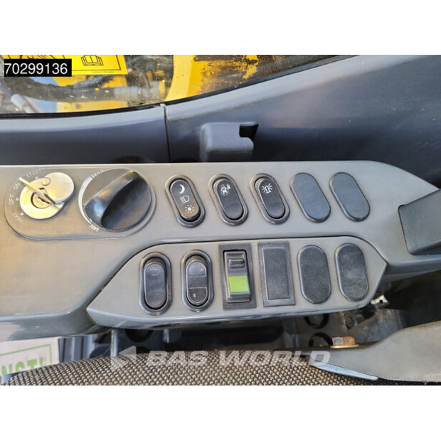 2012 كوماتسو PC240LC-10-43604178