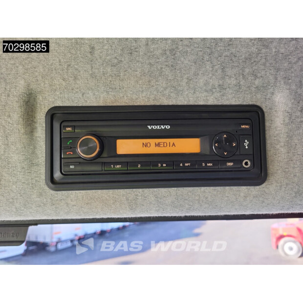 2017 فولفو A60H-43604217