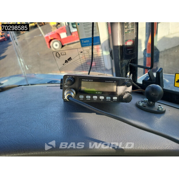 2017 فولفو A60H-43604218