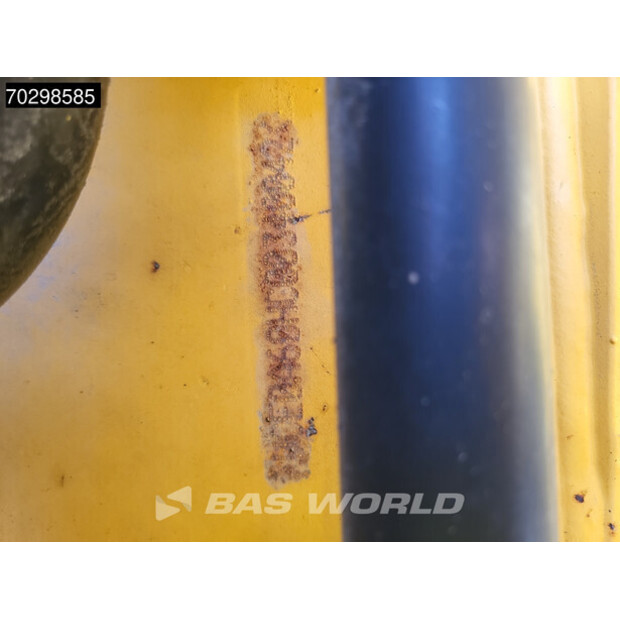 2017 فولفو A60H-43604222