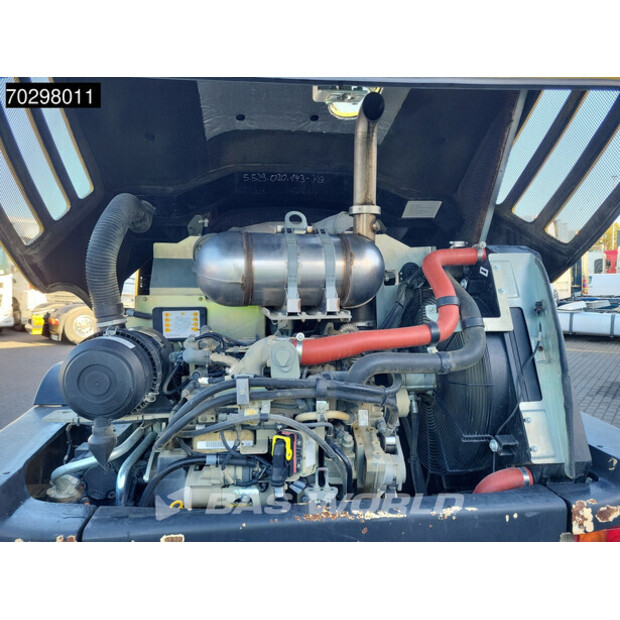 2017 YANMAR V120-43604807