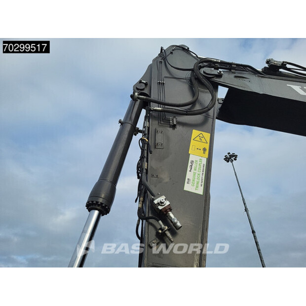 2018 فولفو EC300EL-43605132