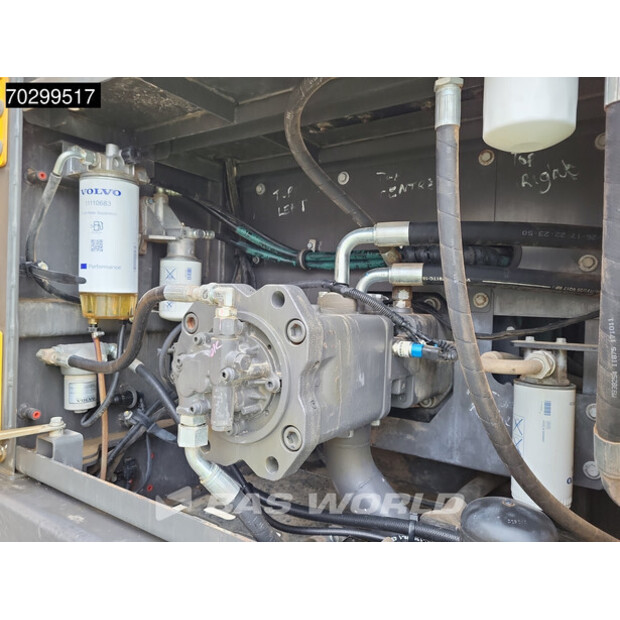 2018 فولفو EC300EL-43605142