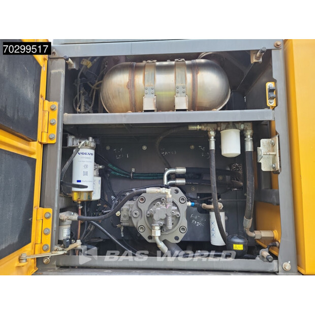 2018 فولفو EC300EL-43605144