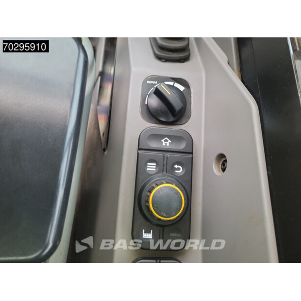 2021 جيه سي بي 50Z-2-43605274