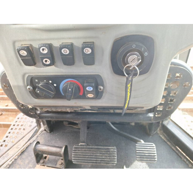 2014 كاتربيلر D6N LGP-43621869