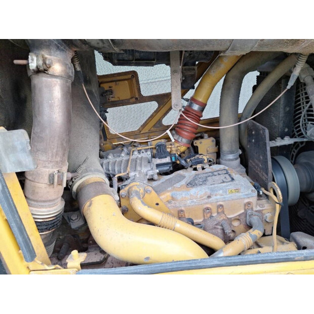 2014 كاتربيلر D6N LGP-43621875