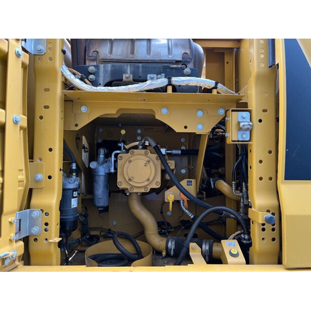 2018 Caterpillar 323-43623245