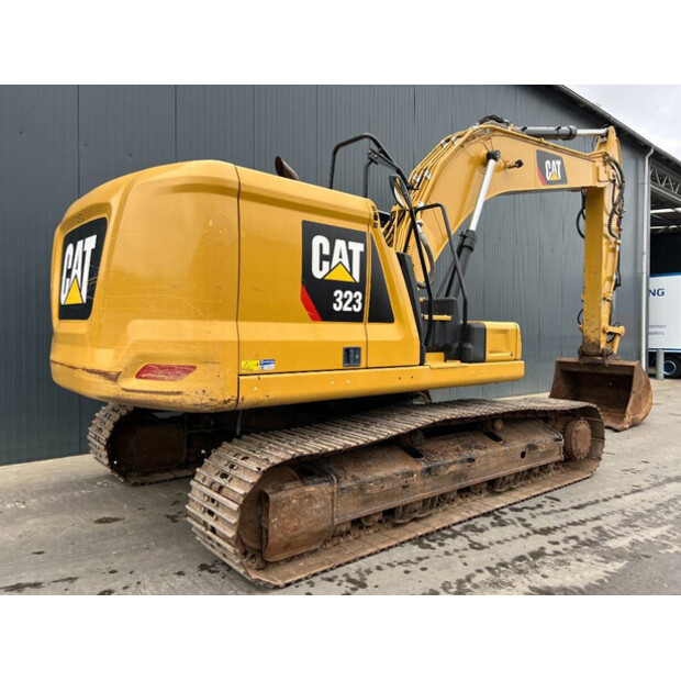 2018 Caterpillar 323-43623266