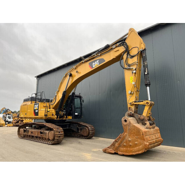 2020 كاتربيلر 352F-43623613