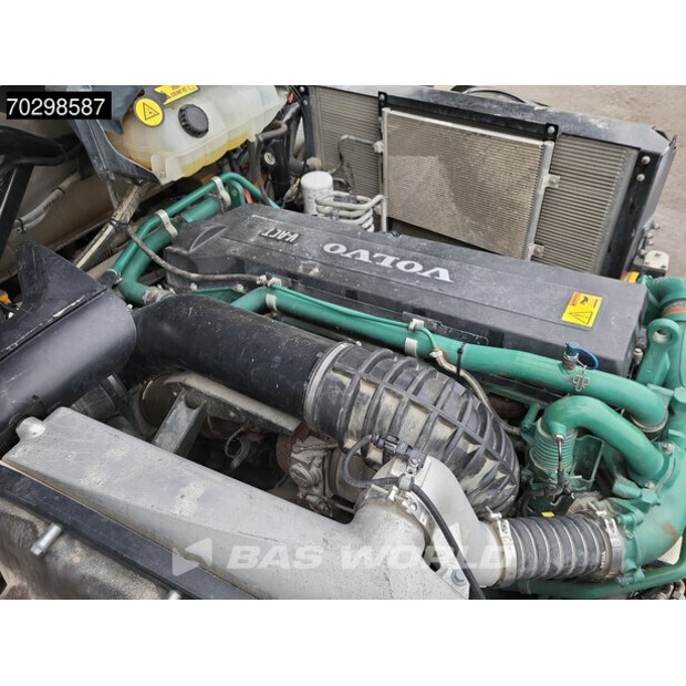 2017 فولفو A60H-43625674