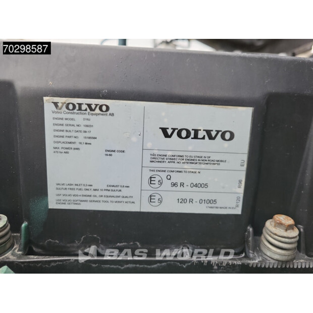 2017 فولفو A60H-43625676