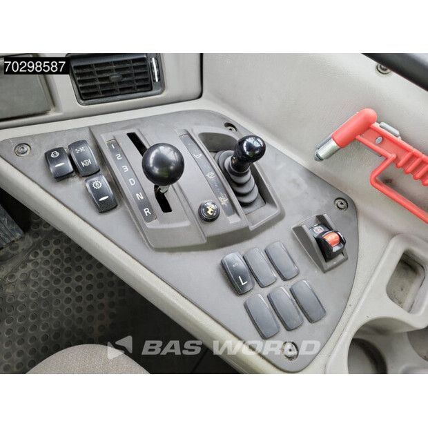 2017 فولفو A60H-43625688