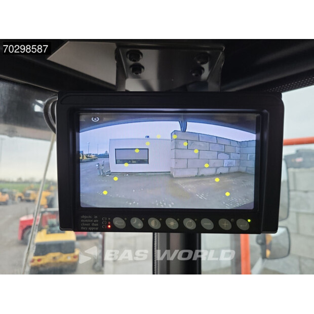 2017 فولفو A60H-43625690