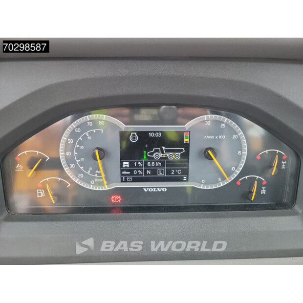 2017 فولفو A60H-43625693